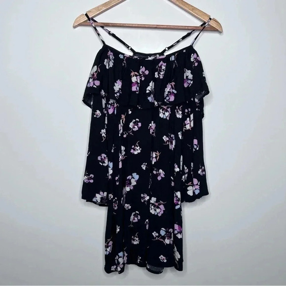 J. McLaughlin Black Floral Cold Shoulder Blouse Size Small - Picture 1 of 6